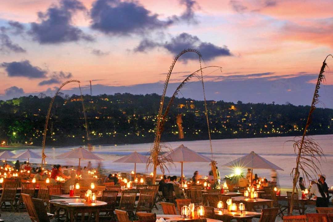 Dinner-Jimbaran-Bali.jpg