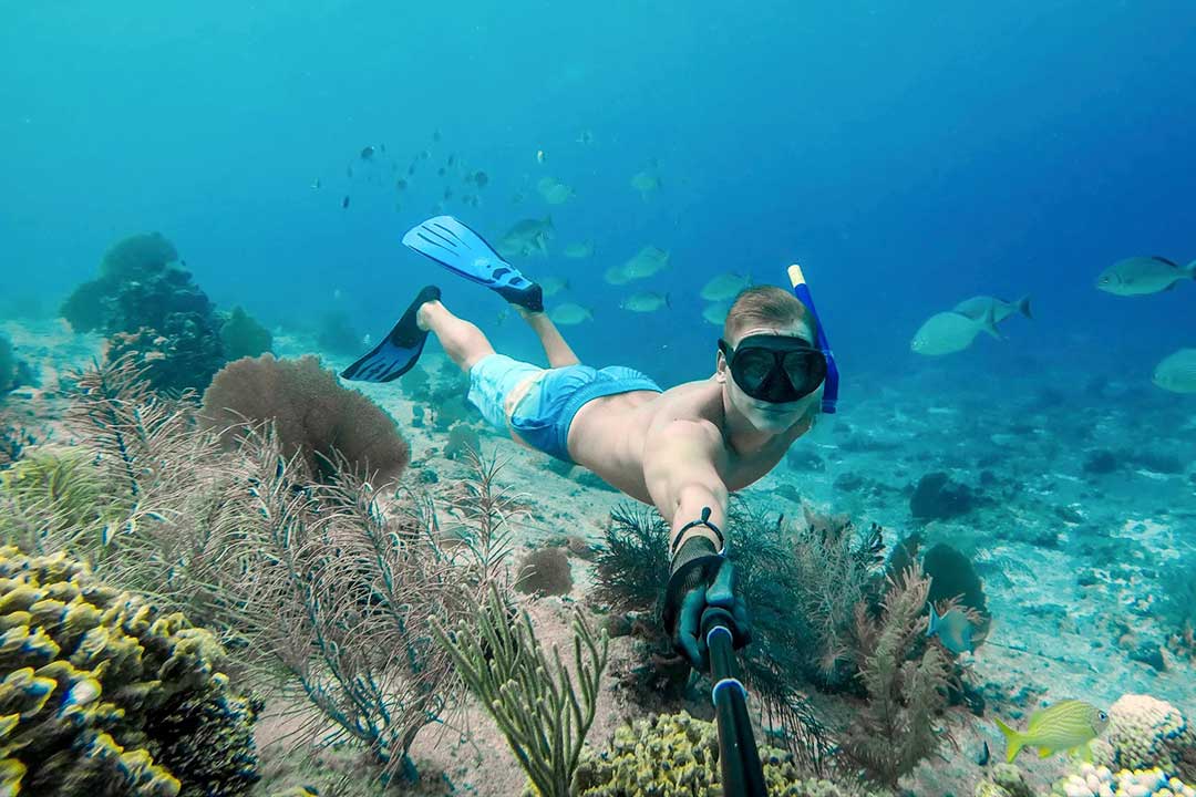 Snorkling-west-penida-1.jpg